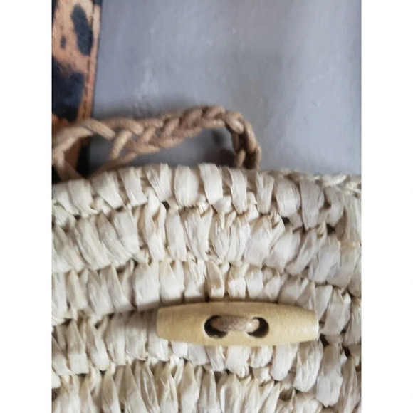 INC International Concepts Bag Beige Leopard Handle Straw Round Animal Print New - Picture 5 of 9